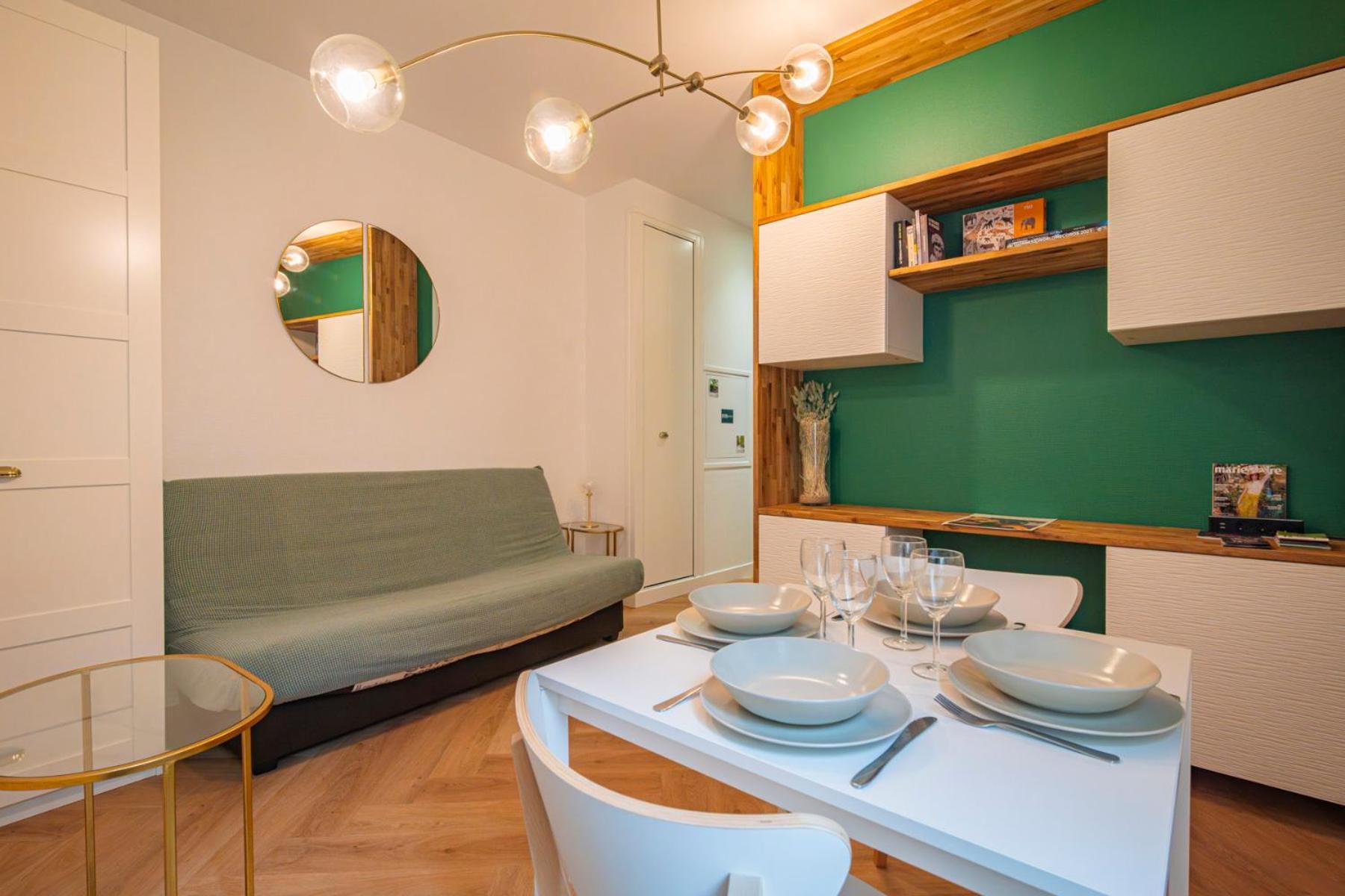 Rocky #cathedraledereims Apartment *